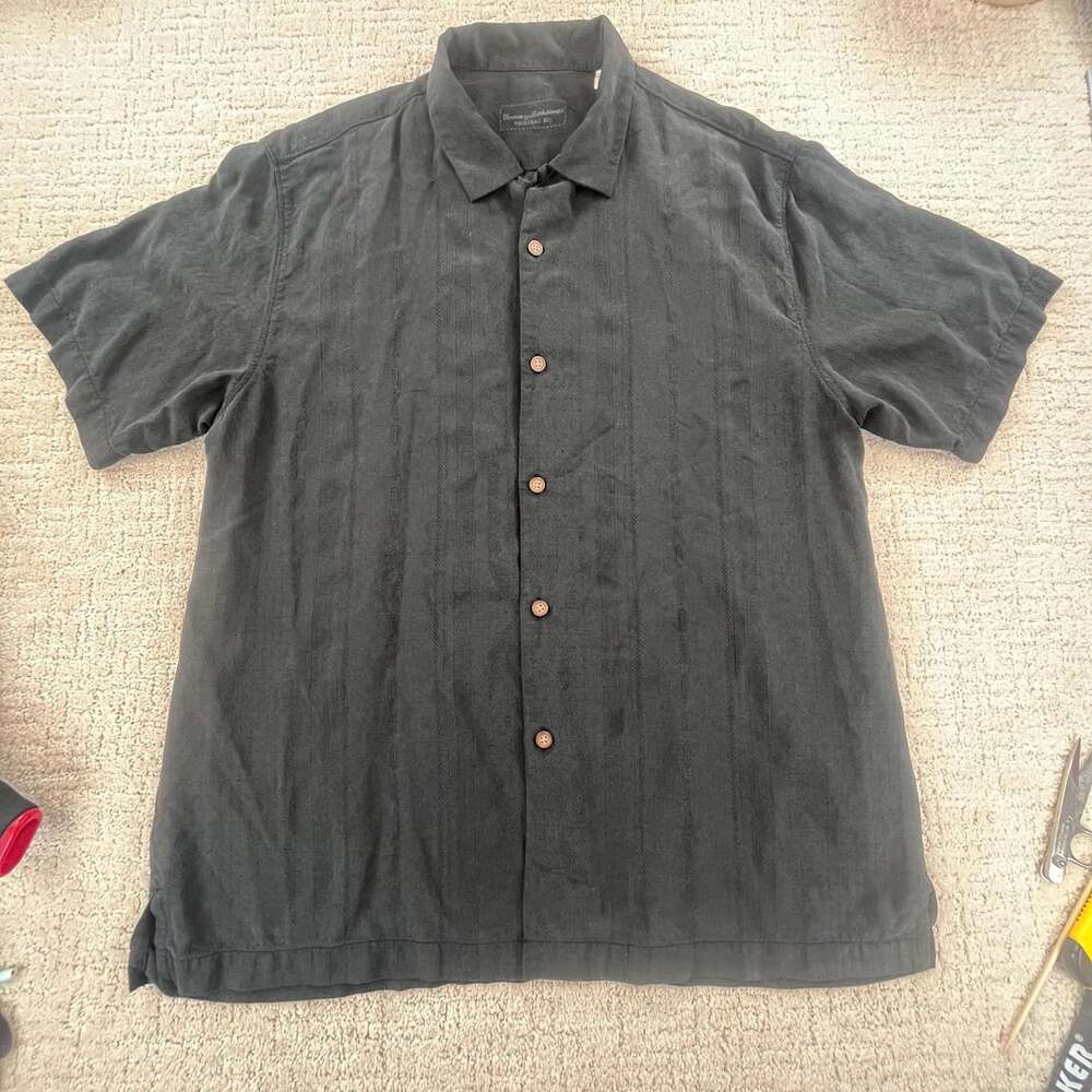 Tommy Bahama Original Fit Silk embroidered Hawaiian Merlot Shirt Size L